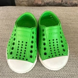 NWOT toddler Natives Sz C4